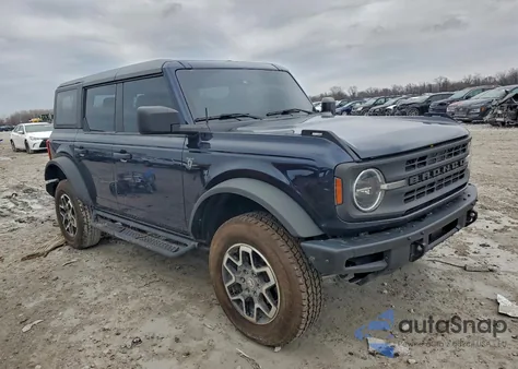 2021 Ford Bronco Base z USA, uszkodzony, nr VIN 1FMEE5DP4MLA80673